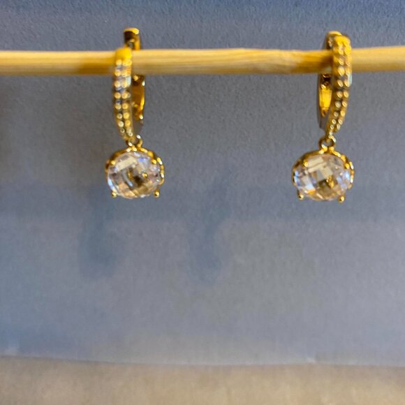 earrings - Picture 4 of 4